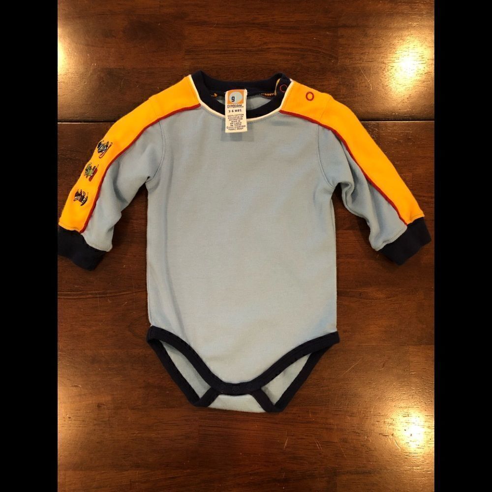 Boy’s onesies, shirts, short and pants bundle - Picture 6 of 11